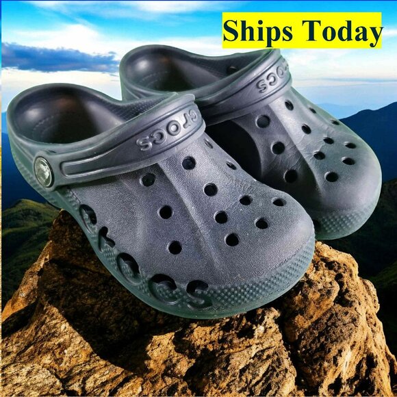 Crocs Classic Youth Size 11 Blue Comfort Shoes 12439 - Picture 1 of 8